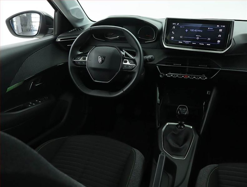 Peugeot 208 (2024) Active 1.2 PureTech, Tempomat - fotka 7 z 15