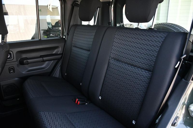 Suzuki Jimny 1,5 GLX AUTOMAT, 4X4 LONG - fotka 20 z 39