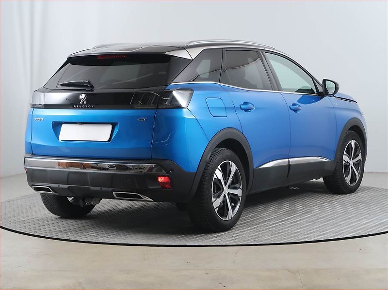 Peugeot 3008 (2022) GT 1.2 PureTech - fotka 5 z 18