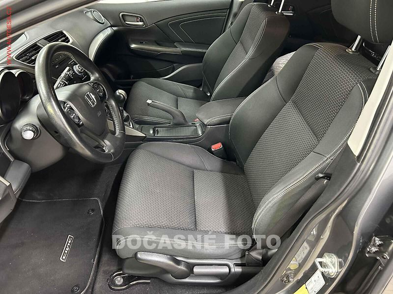 Honda Civic (2016) 1.4 i-VTEC, 2.maj, AC, kamera - fotka 3 z 3