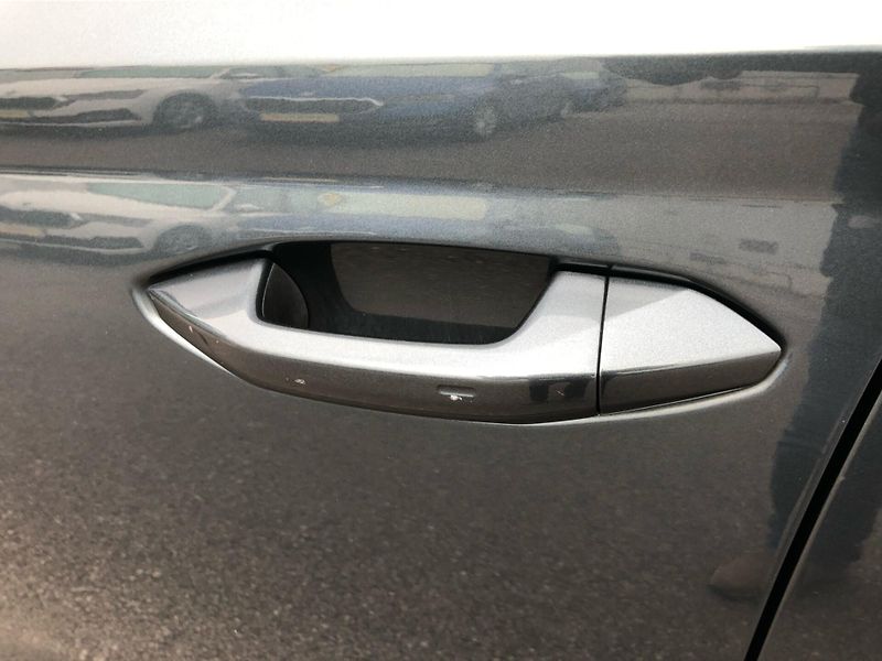 Škoda Octavia Combi 2.0 TDI STYLE  DSG 7° - fotka 28 z 29