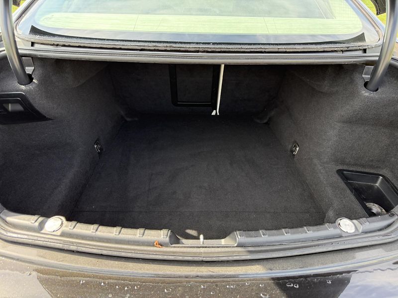 BMW Řada 6 650i xDRIVE M-PAKET LED NAVI - fotka 32 z 40