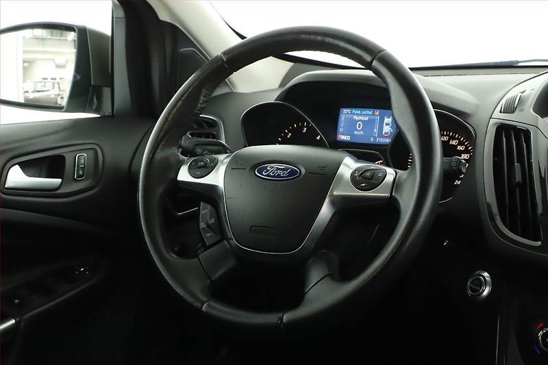 Ford Kuga (2013) 2.0 TDCi, 4X4, Automat - fotka 18 z 21
