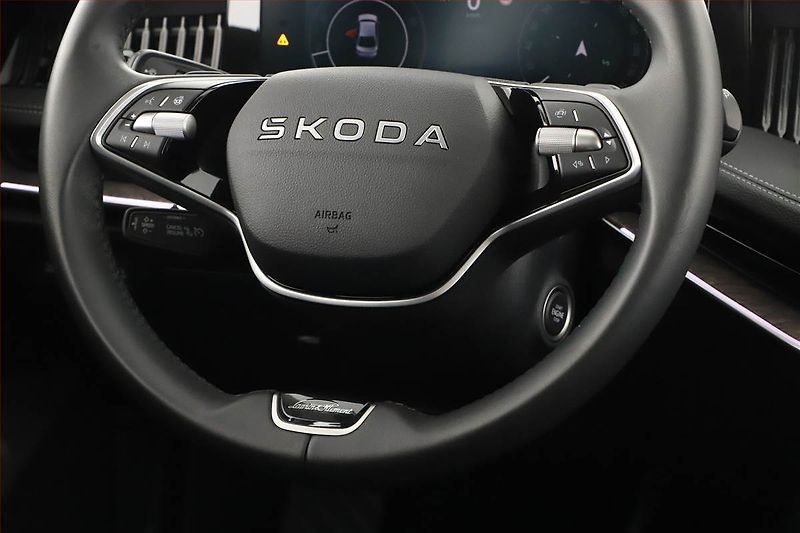 Škoda Superb (2025) 2.0 TSI, LAURIN&KLEMENT, DPH - fotka 8 z 20