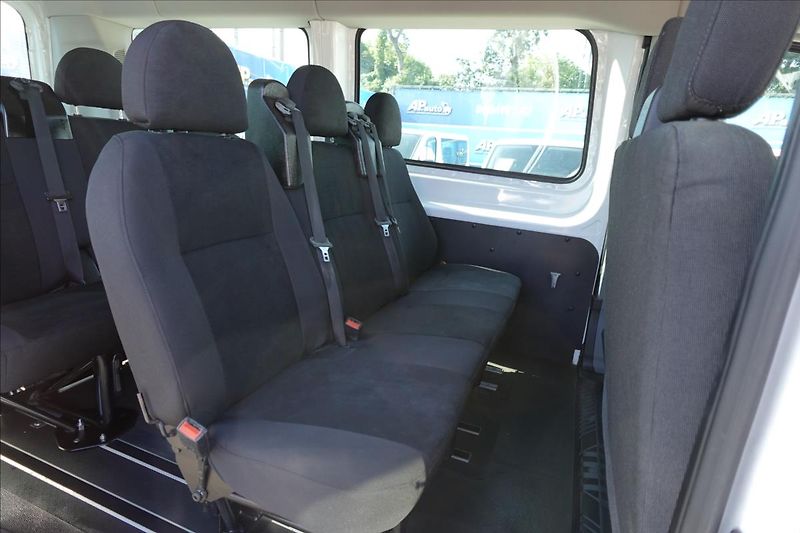 Ford Transit 2,2 TDCI  L3H2 9 MÍST BUS KLIM - fotka 19 z 37