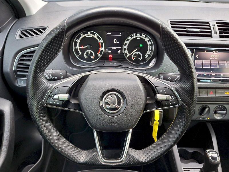 Škoda Fabia (2022) Combi DSG Black Edition 1,0TSi - fotka 15 z 32