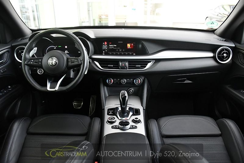 Alfa Romeo Stelvio 2.2 Diesel 16V Veloce TAŽNÉ - fotka 20 z 52