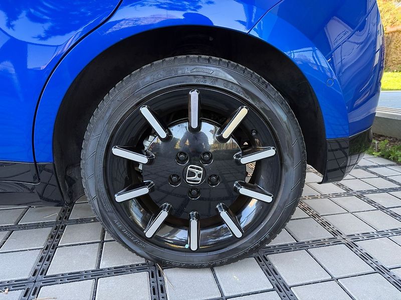 Honda e REZERVACE - fotka 9 z 32