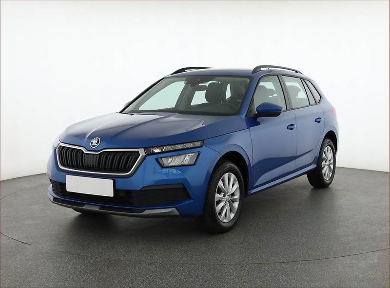 Škoda Kamiq (2022) Ambition 1.0 TSI, Serv.kniha - fotka 2 z 21