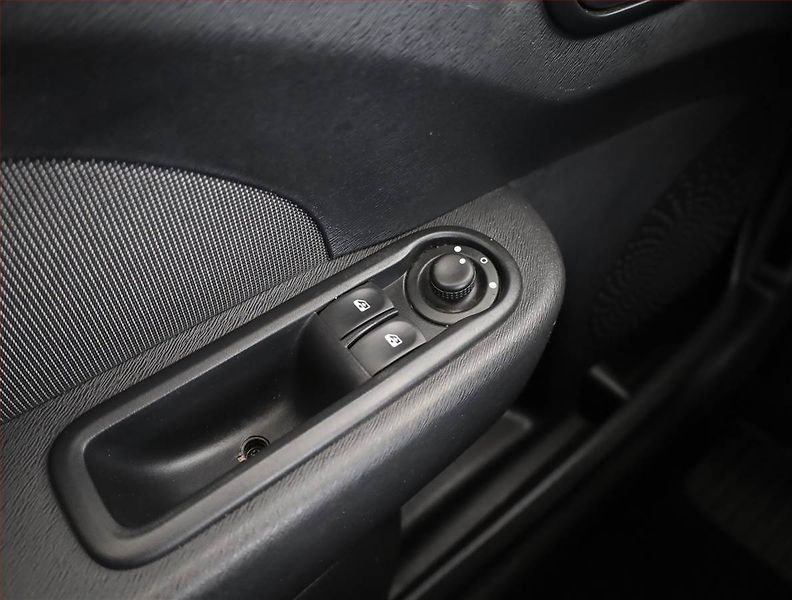 Renault Twingo (2013) 1.2 16V , po STK, slušný stav - fotka 13 z 15