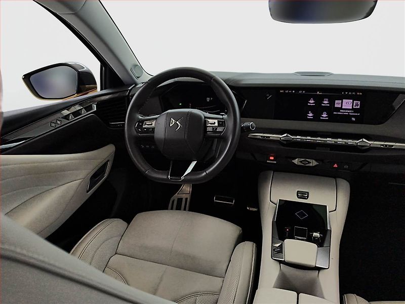 DS Automobiles DS4 (2022) Cross 1.6 PureTech - fotka 7 z 19