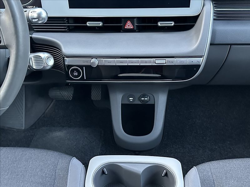 Hyundai Ioniq 5 0,0 170PS  Smart Range A/T - fotka 25 z 58