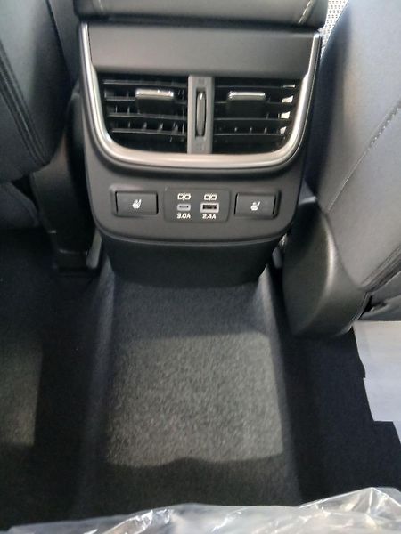 Subaru Outback (2025) 2,5i-L ES COMFORT REZERVACE - fotka 10 z 10