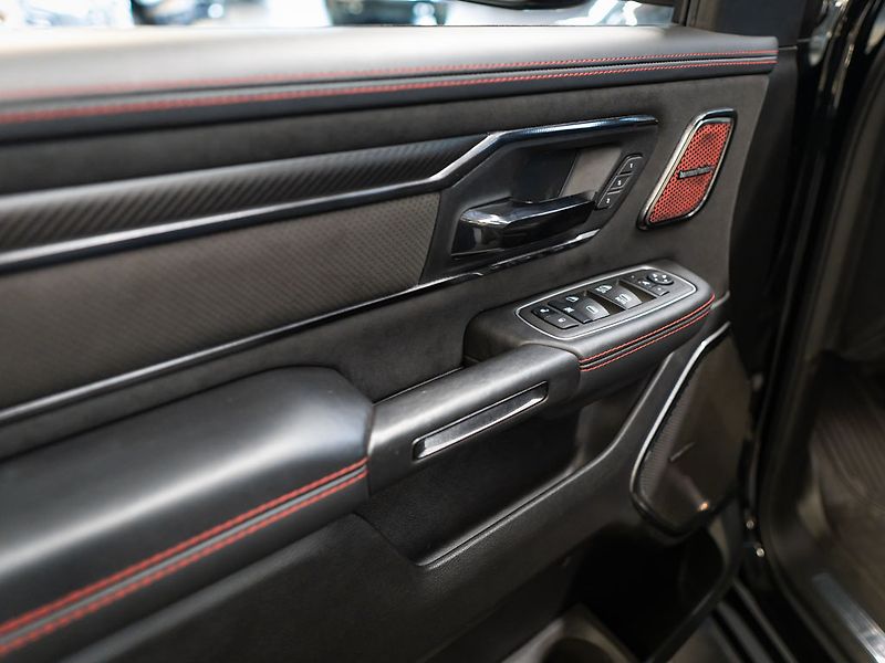 Dodge RAM (2022) 6.2 TRX Harman Kardon, Head Up - fotka 14 z 38