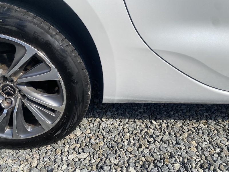 Citroën DS4 1.6i 16V 120PS EXCLUSIVE TOP!! - fotka 55 z 160