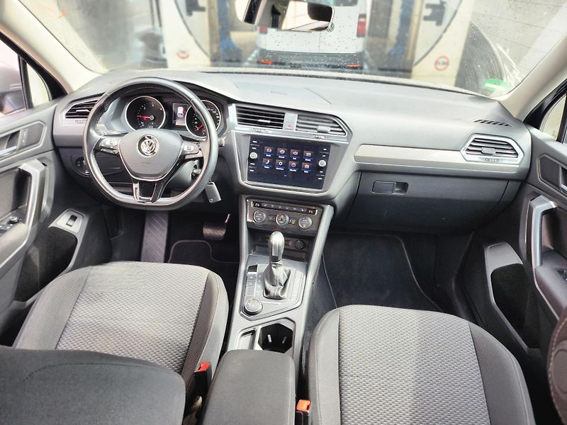 Volkswagen Tiguan Comfortline 2.0 TDI 147kw DSG - fotka 5 z 26