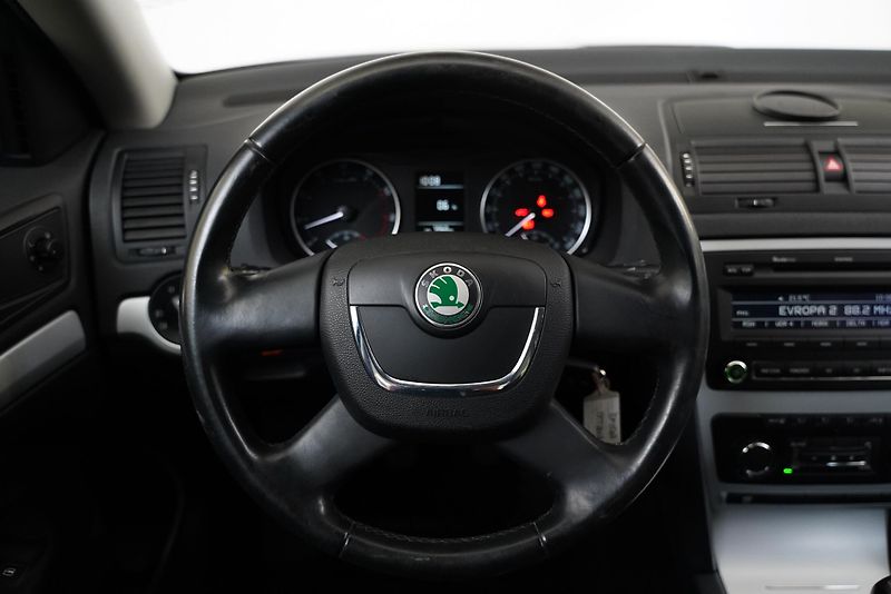Škoda Octavia - fotka 17 z 26