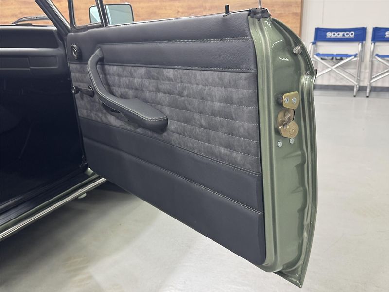 BMW Ostatní 2002 WEBER DBILAS - fotka 22 z 37