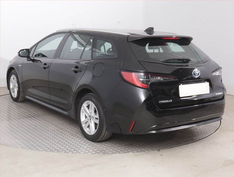 Toyota Corolla (2020) 1.8 Hybrid, Automat - fotka 4 z 16