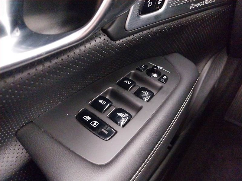 Volvo V90 (2019) T8 Twin Engine AWD - fotka 22 z 25