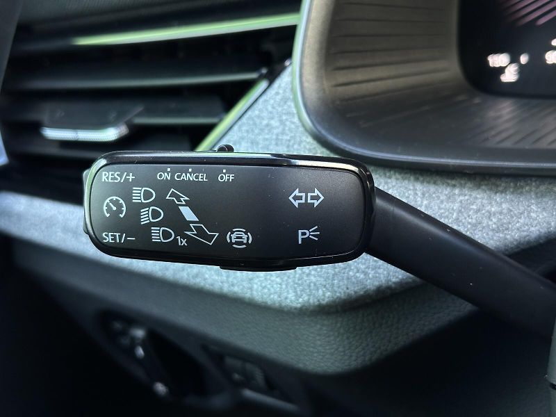 Škoda Kamiq 1.5TSi 150PS LED V.Cockpit Cli - fotka 17 z 42