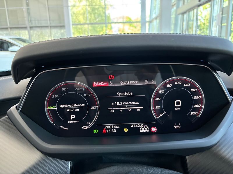 Audi Ostatní 440kW - fotka 20 z 23