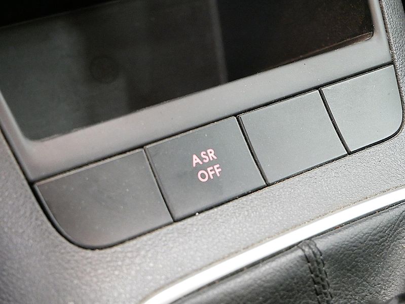 Volkswagen Golf Plus - fotka 19 z 24