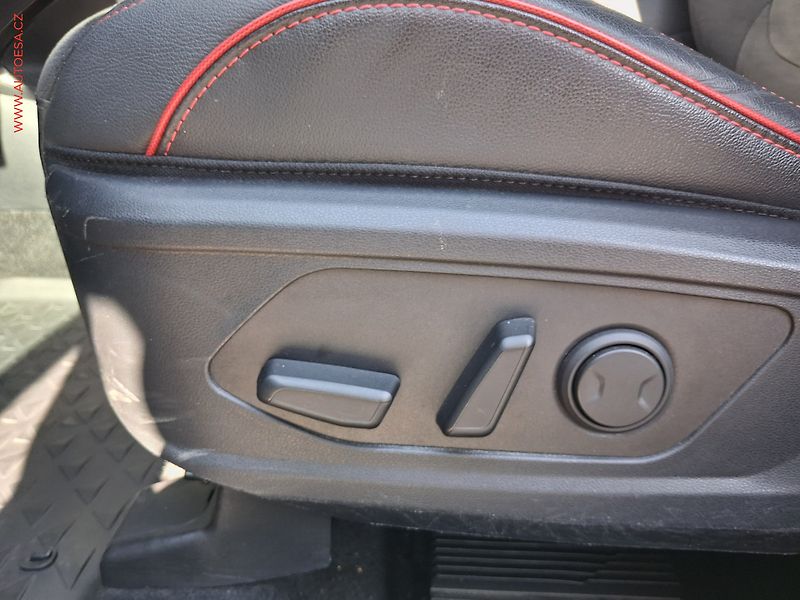 Hyundai Tucson (2022) 1.6 T-GDi 4X4, 1.maj,ČR, N - fotka 13 z 17