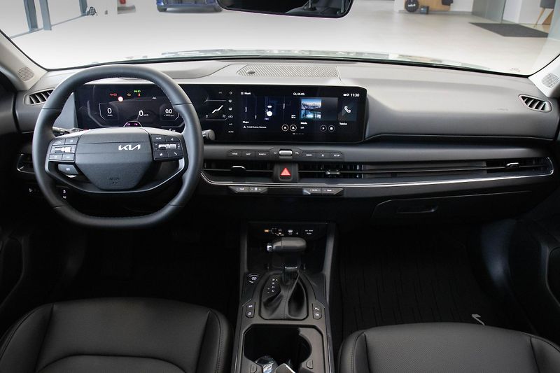 Kia K4 Sportswagon 1,6 T-GDi GPF 7DCT TOP - fotka 10 z 17