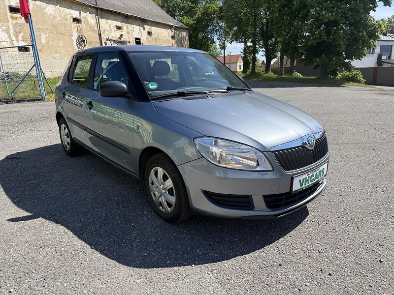 Škoda Fabia 1,2 HTP 51kW Servisní kniha - fotka 3 z 26