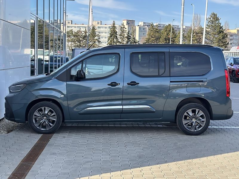 Toyota ProAce City Verso (2026) LONG FAMILY 7S 1,5D AT - fotka 11 z 13