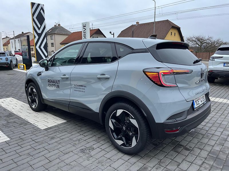 Renault Captur Techno TCE 90 - fotka 5 z 8