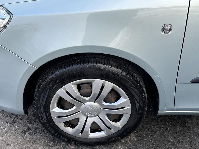 Škoda Fabia (2011) KOMBI 1.2TSI/63kW *KLIMA/TZ*  - fotka 24 z 28