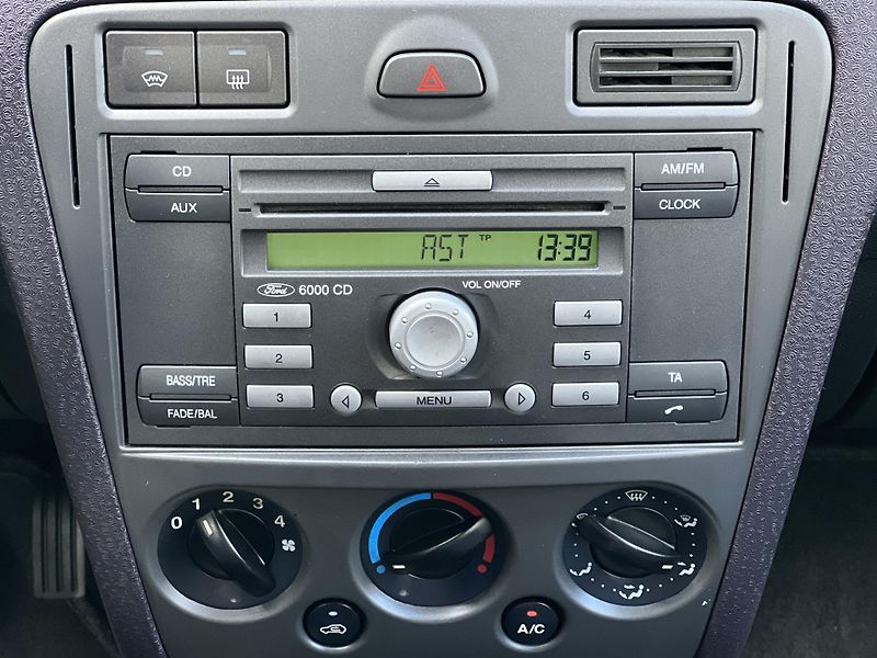 Ford Fusion 1.4i 16v KLIMATIZACE PŮVOD ČR - fotka 19 z 36
