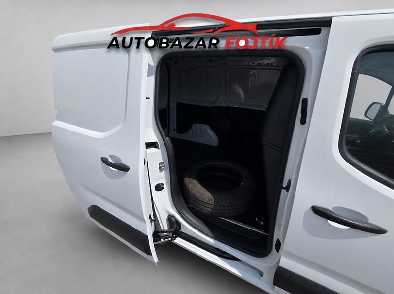 Opel Combo (2020) 1.2 Turbo 81KW L1H1 - fotka 16 z 20