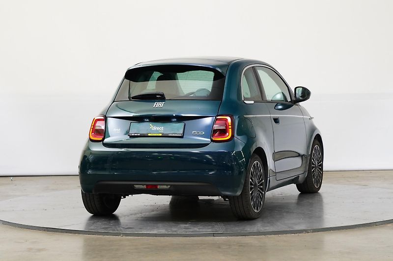 Fiat 500e - fotka 2 z 25