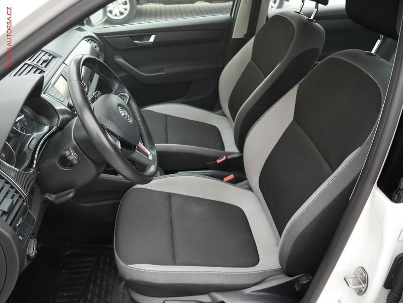 Škoda Fabia (2015) 1.2 TSi, Ambition - fotka 9 z 14