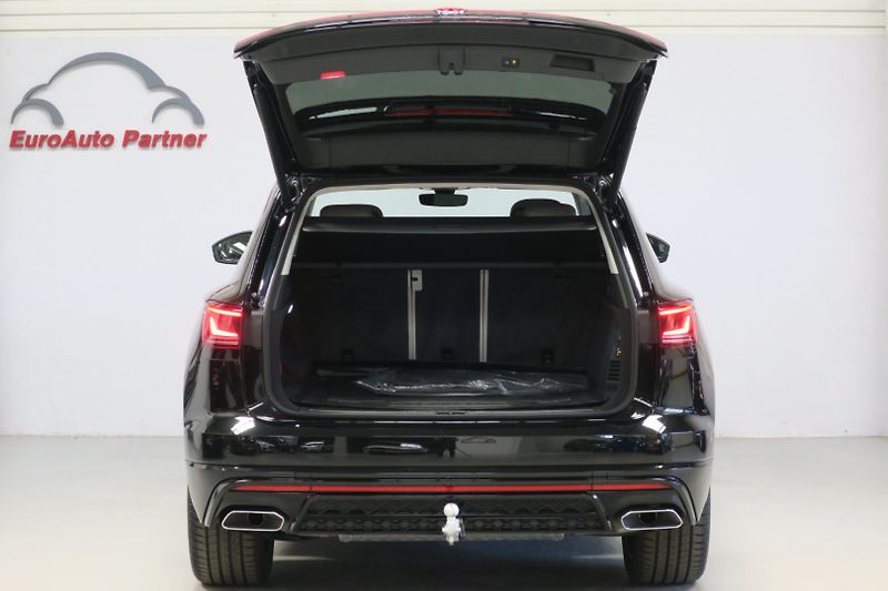 Volkswagen Touareg (2024) R-LINE 3,0TDI 210kW TOP VÝBAVA - fotka 45 z 50
