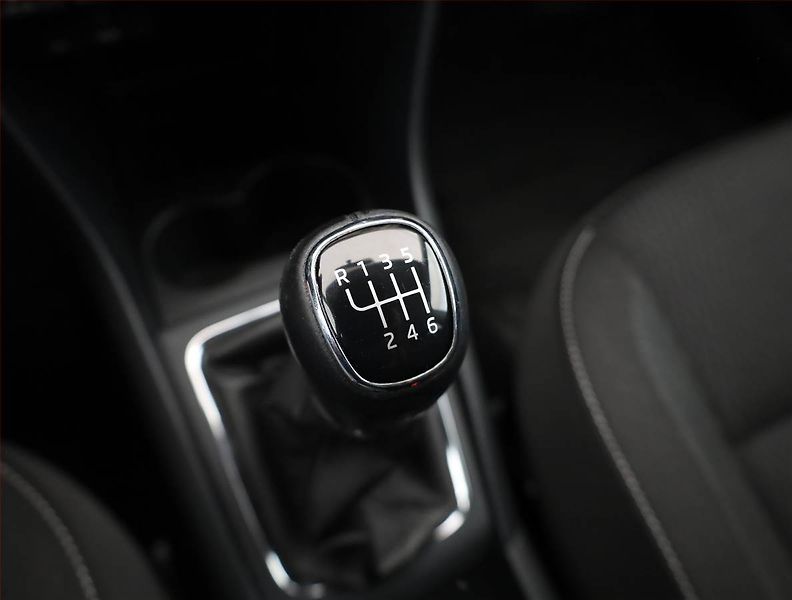 Škoda Rapid (2016) Spaceback 1.2 TSI, Serv.kniha - fotka 11 z 17