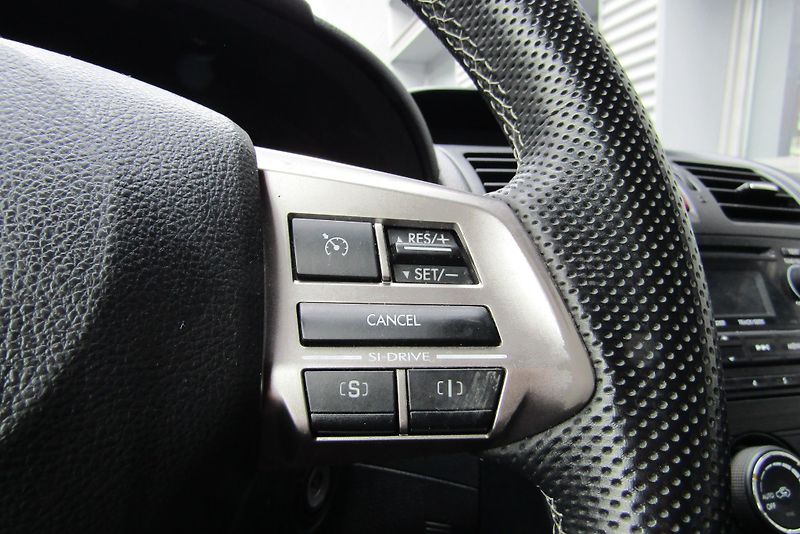 Subaru Forester (2014) 2,0D  6MT 1.maj.ČR plný servis - fotka 15 z 35