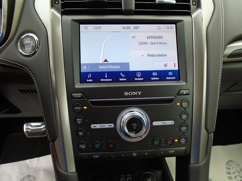Ford Mondeo 2.0HYBRID 187PS VIGNALE ecvT - fotka 21 z 41