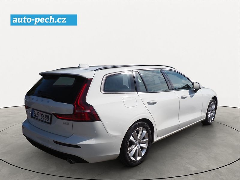 Volvo V60 (2019) 2.0 D3 momentum, nové rozvody - fotka 4 z 42