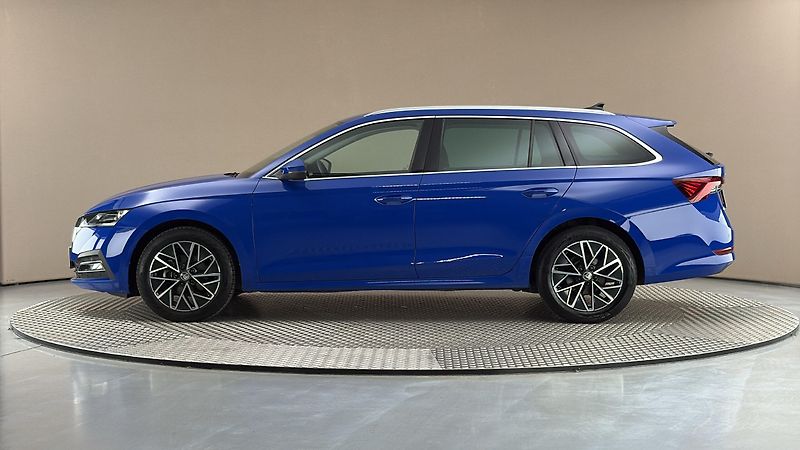 Škoda Octavia 2.0 TDI DSG Style Combi - fotka 4 z 26