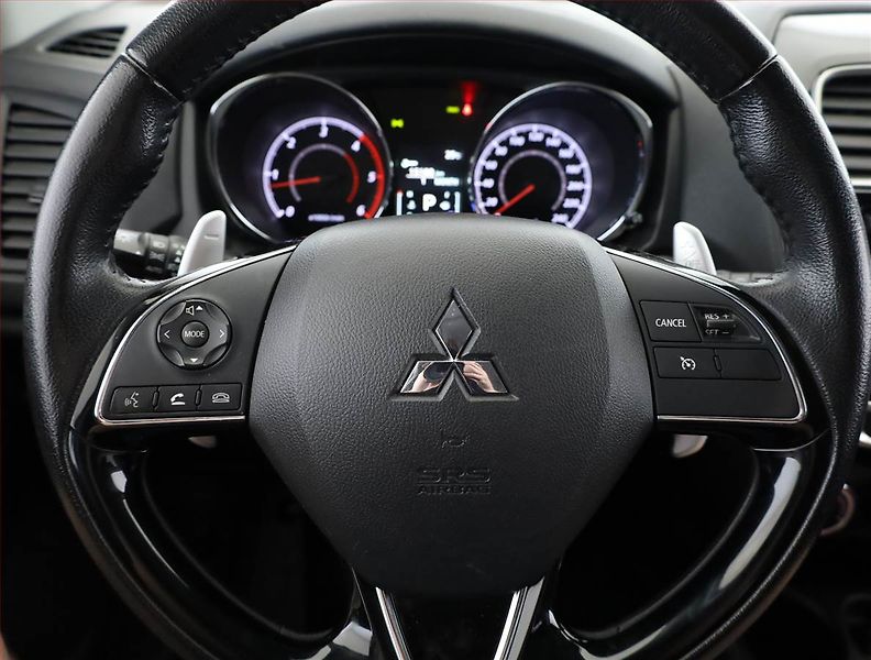 Mitsubishi ASX (2016) 2.2 DI-D, 4X4, Automat - fotka 8 z 18