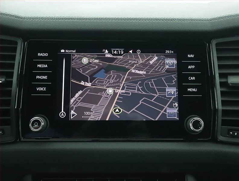 Škoda Kodiaq (2023) Sportline 1.5 TSI - fotka 15 z 18