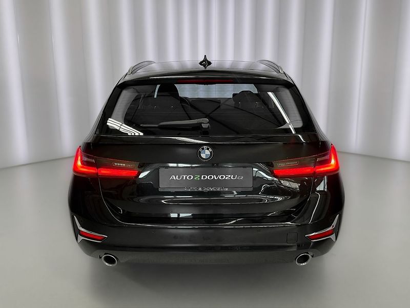 BMW Řada 3 320d xDrive LUXURY LINE, PANOR - fotka 5 z 30