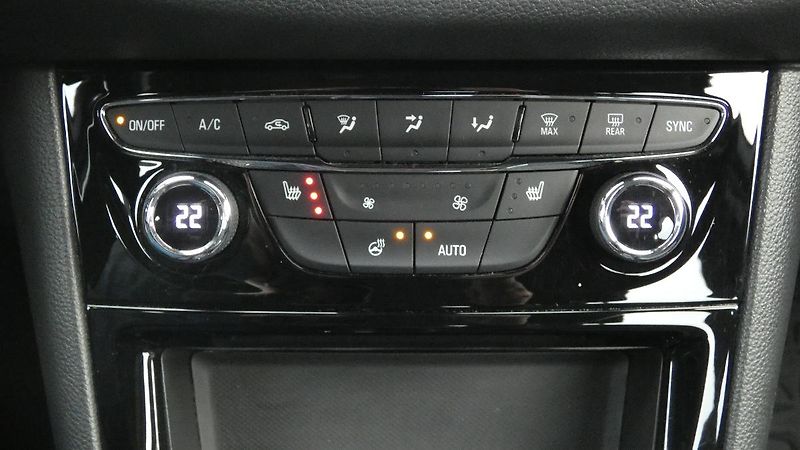 Opel Astra 1.5 CDTi 90kW Elegance ST S/S - fotka 18 z 23