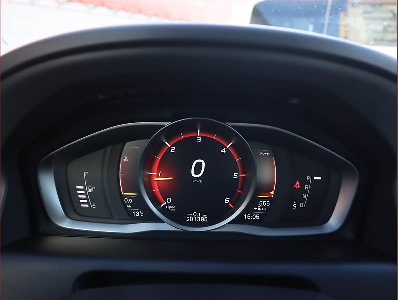 Volvo XC60 (2017) D3, Automat, Serv.kniha, Kůže - fotka 11 z 21