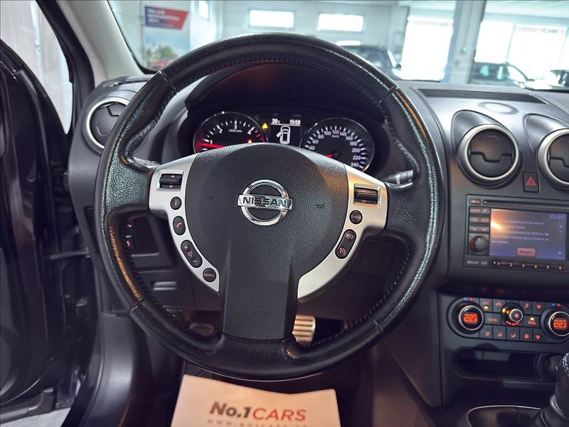 Nissan Qashqai 2,0   dCi PANO XENON KŮŽE NAVI - fotka 9 z 45