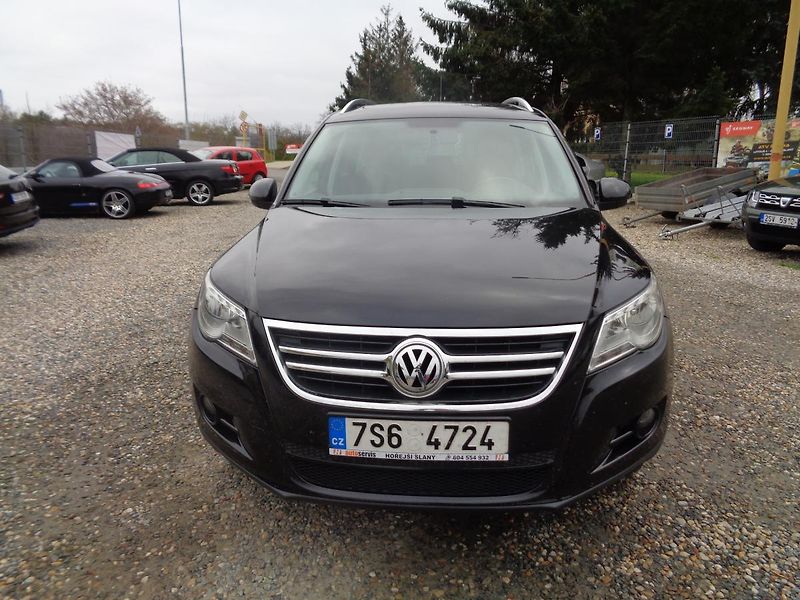 Volkswagen Tiguan 2,0 - fotka 3 z 21